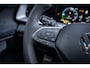 Volkswagen Tayron R-Line Edition | 'App-Connect' draadloze smartphone integratie | Automatische afstandsregeling (Adaptive Cruise Control) | Black Style Pakket