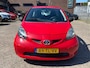 Toyota Aygo 1.0-12V 3-deurs - 135.100 Kilometer n.ap