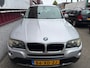 BMW X3 2.0i Executive // Clima // 4X4 // PDC // Trk.HK