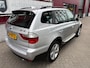 BMW X3 2.0i Executive // Clima // 4X4 // PDC // Trk.HK
