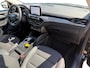 Ford Kuga 2.5 PHEV Titanium X | Dealer onderhouden | Automaat | Adapt. Cruise control | BLIS | HUD | Elektr. inklapbare trekhaak | Winter pack | B&O audio | Parkeersensoren voor en achter | Voor en achter camera | Elektr. achterklep | Draadloos opladen mobiel | Bovag garantie |