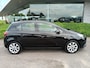 Opel Corsa 1.4 90PK Favourite+ met Airco, Navigatie, Carplay, Trekhaak, 16" LMV etc. incl. 12 maanden BOVAG-garantie