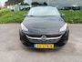 Opel Corsa 1.4 90PK Favourite+ met Airco, Navigatie, Carplay, Trekhaak, 16" LMV etc. incl. 12 maanden BOVAG-garantie