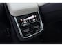 Volvo V60 T5 Momentum Pro | ACC | Panoramadak | Head-Up | Trekhaak | Camera | BLIS | Keyless | Stoel+Stuurverwarming