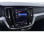 Volvo V60 T5 Momentum Pro | ACC | Panoramadak | Head-Up | Trekhaak | Camera | BLIS | Keyless | Stoel+Stuurverwarming