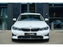BMW 3-Serie 330e 292pk eDrive Sport Line Sportstoelen Leder Digital cockpit Stoelverwarming LED NLauto Zeer Net!
