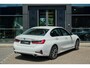 BMW 3-Serie 330e 292pk eDrive Sport Line Sportstoelen Leder Digital cockpit Stoelverwarming LED NLauto Zeer Net!