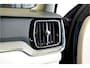 Volvo V60 2.0 T6 AWD 293kW/399pk Aut8 Plug-in hybrid Long Range Plus Bright PANORAMADAK + ADAPT.CRUISE + PILOT ASSIST + SPORTSTOELEN + EL.TREKHAAK + STOELVERWARMING V&A + STUURVERWARMING + ACHTERUITRIJCAMERA + BLIS + LANE ASSIST + LEER + PARKSENSOREN + 18" LM-VELGE