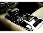 Volvo V60 2.0 T6 AWD 293kW/399pk Aut8 Plug-in hybrid Long Range Plus Bright PANORAMADAK + ADAPT.CRUISE + PILOT ASSIST + SPORTSTOELEN + EL.TREKHAAK + STOELVERWARMING V&A + STUURVERWARMING + ACHTERUITRIJCAMERA + BLIS + LANE ASSIST + LEER + PARKSENSOREN + 18" LM-VELGE
