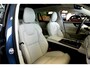 Volvo V60 2.0 T6 AWD 293kW/399pk Aut8 Plug-in hybrid Long Range Plus Bright PANORAMADAK + ADAPT.CRUISE + PILOT ASSIST + SPORTSTOELEN + EL.TREKHAAK + STOELVERWARMING V&A + STUURVERWARMING + ACHTERUITRIJCAMERA + BLIS + LANE ASSIST + LEER + PARKSENSOREN + 18" LM-VELGE