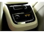 Volvo V60 2.0 T6 AWD 293kW/399pk Aut8 Plug-in hybrid Long Range Plus Bright PANORAMADAK + ADAPT.CRUISE + PILOT ASSIST + SPORTSTOELEN + EL.TREKHAAK + STOELVERWARMING V&A + STUURVERWARMING + ACHTERUITRIJCAMERA + BLIS + LANE ASSIST + LEER + PARKSENSOREN + 18" LM-VELGE