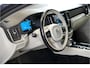 Volvo V60 2.0 T6 AWD 293kW/399pk Aut8 Plug-in hybrid Long Range Plus Bright PANORAMADAK + ADAPT.CRUISE + PILOT ASSIST + SPORTSTOELEN + EL.TREKHAAK + STOELVERWARMING V&A + STUURVERWARMING + ACHTERUITRIJCAMERA + BLIS + LANE ASSIST + LEER + PARKSENSOREN + 18" LM-VELGE