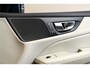 Volvo V60 2.0 T6 AWD 293kW/399pk Aut8 Plug-in hybrid Long Range Plus Bright PANORAMADAK + ADAPT.CRUISE + PILOT ASSIST + SPORTSTOELEN + EL.TREKHAAK + STOELVERWARMING V&A + STUURVERWARMING + ACHTERUITRIJCAMERA + BLIS + LANE ASSIST + LEER + PARKSENSOREN + 18" LM-VELGE