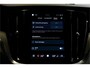 Volvo V60 2.0 T6 AWD 293kW/399pk Aut8 Plug-in hybrid Long Range Plus Bright PANORAMADAK + ADAPT.CRUISE + PILOT ASSIST + SPORTSTOELEN + EL.TREKHAAK + STOELVERWARMING V&A + STUURVERWARMING + ACHTERUITRIJCAMERA + BLIS + LANE ASSIST + LEER + PARKSENSOREN + 18" LM-VELGE