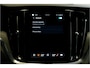 Volvo V60 2.0 T6 AWD 293kW/399pk Aut8 Plug-in hybrid Long Range Plus Bright PANORAMADAK + ADAPT.CRUISE + PILOT ASSIST + SPORTSTOELEN + EL.TREKHAAK + STOELVERWARMING V&A + STUURVERWARMING + ACHTERUITRIJCAMERA + BLIS + LANE ASSIST + LEER + PARKSENSOREN + 18" LM-VELGE