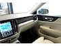 Volvo V60 2.0 T6 AWD 293kW/399pk Aut8 Plug-in hybrid Long Range Plus Bright PANORAMADAK + ADAPT.CRUISE + PILOT ASSIST + SPORTSTOELEN + EL.TREKHAAK + STOELVERWARMING V&A + STUURVERWARMING + ACHTERUITRIJCAMERA + BLIS + LANE ASSIST + LEER + PARKSENSOREN + 18" LM-VELGE