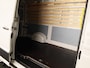 Volkswagen Crafter 35 2.0 TDI L3H3 Highline EURO VI 140 pk Automaat | Verlengde garantie | Navigatie | Parkeersensoren | Achteruitrijcamera | Cruise control |