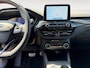 Ford Kuga 2.5 PHEV ST-Line X | Dealer onderhouden | Automaat | Adapt. Cruise control | BLIS | Pano dak | Elektr. inklapbare trekhaak | Elektr. achterklep | Winter pack | HUD | Parkeersensoren voor en achter | Camera voor en achter | 20" lichtmetalen velgen | B&O audio | Bovag garantie |