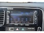Mitsubishi Outlander 2.0 PHEV instyle | Navigatie | Leer | Stoelverwarming | Schuifkantel Dak | Elek Stoelen | Achteruitrij Camera | NL auto!! |