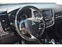 Mitsubishi Outlander 2.0 PHEV instyle | Navigatie | Leer | Stoelverwarming | Schuifkantel Dak | Elek Stoelen | Achteruitrij Camera | NL auto!! |