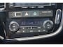 Mitsubishi Outlander 2.0 PHEV instyle | Navigatie | Leer | Stoelverwarming | Schuifkantel Dak | Elek Stoelen | Achteruitrij Camera | NL auto!! |