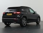 Mercedes-Benz GLA 180 Business Solution AMG | Panoramaschuifdak | Premium Plus | Trekhaak | Nightpakket | Achteruitrijcamera | Stoelverwarming voor |