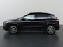 Mercedes-Benz GLA 180 Business Solution AMG | Panoramaschuifdak | Premium Plus | Trekhaak | Nightpakket | Achteruitrijcamera | Stoelverwarming voor |