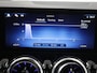 Mercedes-Benz GLA 180 Business Solution AMG | Panoramaschuifdak | Premium Plus | Trekhaak | Nightpakket | Achteruitrijcamera | Stoelverwarming voor |