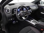Mercedes-Benz GLA 180 Business Solution AMG | Panoramaschuifdak | Premium Plus | Trekhaak | Nightpakket | Achteruitrijcamera | Stoelverwarming voor |