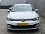 Volkswagen Golf 1.5 eTSI Style / Navigatie / App connect / Memory seat / Camera / Parkeersensoren V+A /