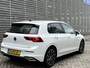 Volkswagen Golf 1.5 eTSI Style / Navigatie / App connect / Memory seat / Camera / Parkeersensoren V+A /