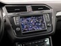 Volkswagen Tiguan 2.0 TSI 4Motion R-Line Sport 179Pk Automaat (VIRTUAL COCKPIT, NAVIGATIE, CLIMATE, GETINT GLAS, SPORTSTOELEN, PARKEERSENSOREN, ADAPTIVE CRUISE, NIEUWSTAAT)