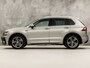 Volkswagen Tiguan 2.0 TSI 4Motion R-Line Sport 179Pk Automaat (VIRTUAL COCKPIT, NAVIGATIE, CLIMATE, GETINT GLAS, SPORTSTOELEN, PARKEERSENSOREN, ADAPTIVE CRUISE, NIEUWSTAAT)
