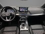 Audi Q5 50 TFSI e 300 PK quattro S edition Competition | 20-Inch | Zwart-Optiek | Tour-Pack | Matrix | Sportplus-Stoel | Elek.verstl-Stoelen | Ambient-Light | Privacy-Glas |