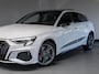 Audi A3 Sportback 45 TFSI e S edition Competition Pano Trekh