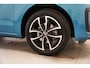 Volkswagen Up! 1.0 BMT move up! [ Lm Velgen Bluetooth Airco ]