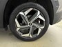 Hyundai Tucson 1.6 T-GDI HEV Premium | Stoel verwarming & verkoeling | Navigatie | Achteruitrij camera | Apple Carplay/Android Auto | Dodehoek detectie |