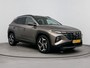 Hyundai Tucson 1.6 T-GDI HEV Premium | Stoel verwarming & verkoeling | Navigatie | Achteruitrij camera | Apple Carplay/Android Auto | Dodehoek detectie |