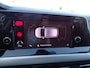 Volkswagen Golf 1.5 eTSI Hybrid Life R-Line AUTOMAAT | APPLE CARPLAY | NAVIGATIE | MULTIMEDIA | STOELVERWARMING | PARKEERSENSOREN | SFEERVERLICHTING | LED |