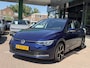 Volkswagen Golf 1.5 eTSI Hybrid Life R-Line AUTOMAAT | APPLE CARPLAY | NAVIGATIE | MULTIMEDIA | STOELVERWARMING | PARKEERSENSOREN | SFEERVERLICHTING | LED |
