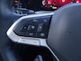 Volkswagen Golf 1.5 eTSI Hybrid Life R-Line AUTOMAAT | APPLE CARPLAY | NAVIGATIE | MULTIMEDIA | STOELVERWARMING | PARKEERSENSOREN | SFEERVERLICHTING | LED |