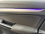 Volkswagen Golf 1.5 eTSI Hybrid Life R-Line AUTOMAAT | APPLE CARPLAY | NAVIGATIE | MULTIMEDIA | STOELVERWARMING | PARKEERSENSOREN | SFEERVERLICHTING | LED |