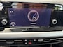 Volkswagen Golf 1.5 eTSI Hybrid Life R-Line AUTOMAAT | APPLE CARPLAY | NAVIGATIE | MULTIMEDIA | STOELVERWARMING | PARKEERSENSOREN | SFEERVERLICHTING | LED |