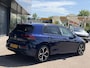 Volkswagen Golf 1.5 eTSI Hybrid Life R-Line AUTOMAAT | APPLE CARPLAY | NAVIGATIE | MULTIMEDIA | STOELVERWARMING | PARKEERSENSOREN | SFEERVERLICHTING | LED |