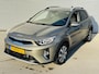 Kia Stonic 1.0 T-GDi MHEV DynamicPlusLine NW geleverd & Onderhouden | Clima | Cruise | Camera | Keyless | Privacyglass | DAB+