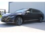Volkswagen Arteon Shooting Brake 1.4 TSI eHybrid Elegance Business+ | Incl. 12 maanden garantie | Stoel/stuurverwarming | Head-up display | Massage stoel | Schuif/kantel dak | Apple carplay/Android auto | Climate control | Adaptieve cruise control |
