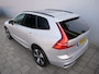 Volvo XC60 2.0 T6 350 Pk Plug-in hybrid AWD Plus Dark Pano-dak / Adaptive Cruise / 360 Camera / Winterpakket