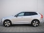 Volvo XC60 2.0 T6 350 Pk Plug-in hybrid AWD Plus Dark Pano-dak / Adaptive Cruise / 360 Camera / Winterpakket