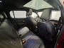 Peugeot 208 1.2 PureTech GT Pack | Navigatie/Android/Apple Carplay | LM Velgen 17" | Panoramadak | Afneembare Trekhaak | Voorstoelen Verwarmd + Massagefunctie | Achteruitrijcamera | Cruise Control Adaptief | Airco |