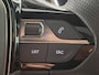 Peugeot 208 1.2 PureTech GT Pack | Navigatie/Android/Apple Carplay | LM Velgen 17" | Panoramadak | Afneembare Trekhaak | Voorstoelen Verwarmd + Massagefunctie | Achteruitrijcamera | Cruise Control Adaptief | Airco |